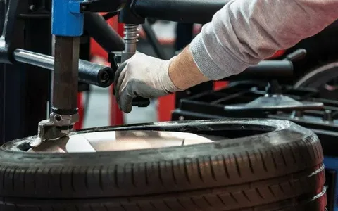 Mobile Tyre Repair in Dubai: 24/7 Roadside Assistance Within 30 Mins